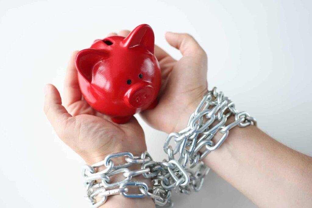 Most common financial mistakes - Invoice Crowd